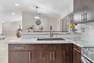 16834 NW 70th Ave, Hialeah, FL 33015 - Photo 10