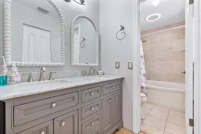 16834 NW 70th Ave, Hialeah, FL 33015 - Photo 14