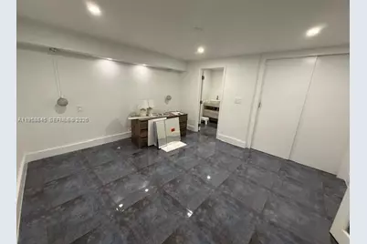 3008 NW 13th St, Miami, FL 33125 - Photo 28