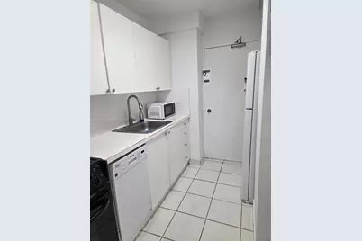 5313 Collins Ave #911, Miami Beach, FL 33140 - Photo 12