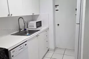 5313 Collins Ave, Miami Beach, FL 33140 - Photo 12