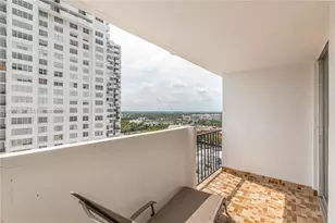 2780 NE 183rd St, Aventura, FL 33160 - Photo 30