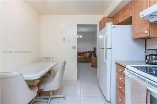 2780 NE 183rd St, Aventura, FL 33160 - Photo 22