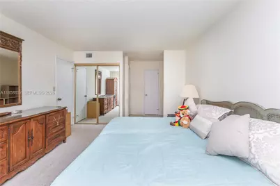 2780 NE 183rd St #1606, Aventura, FL 33160 - Photo 8