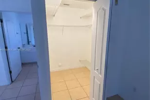 650 Palm Ave, Hialeah, FL 33010 - Photo 10