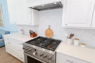 11261 SE Blair Ln, Hobe Sound, FL 33455 - Photo 10