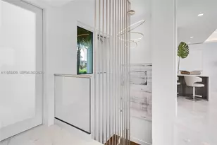 100 S Pointe Dr, Miami Beach, FL 33139 - Photo 20