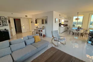 5900 Collins Ave, Miami Beach, FL 33140 - Photo 12