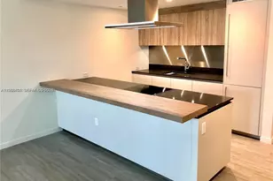 1000 Brickell Plaza, Miami, FL 33131 - Photo 2