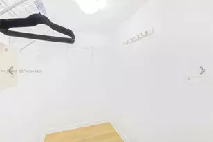 1200 Brickell Bay Dr, Miami, FL 33131 - Photo 32