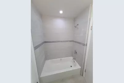 4020 Del Rio Way, Sunrise, FL 33351 - Photo 8