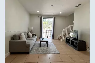 430 SW 147th Ave #430, Pembroke Pines, FL 33027 - Photo 2