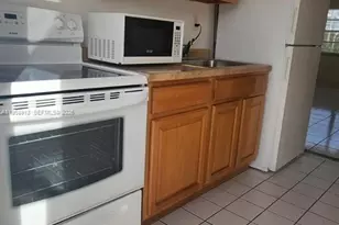 3670 SW 10th St, Miami, FL 33135 - Photo 2