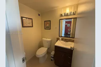 17021 N Bay Rd #706, Sunny Isles Beach, FL 33160 - Photo 8