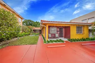 1025 SW 11th St, Miami, FL 33129 - Photo 4