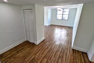 300 Bayview Dr, Sunny Isles Beach, FL 33160 - Photo 8