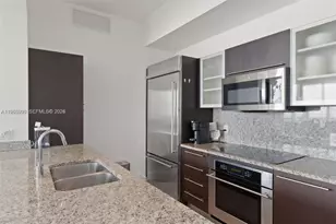 950 Brickell Bay Dr, Miami, FL 33131 - Photo 10