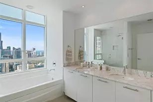 950 Brickell Bay Dr, Miami, FL 33131 - Photo 16
