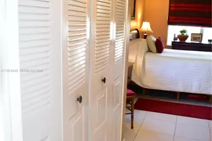 9801 Sunrise Lakes Blvd, Sunrise, FL 33322 - Photo 28