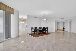 7000 Island Blvd, Aventura, FL 33160 - Photo 14