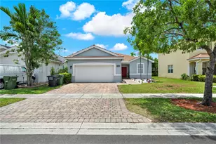 3472 NE 2nd St, Homestead, FL 33033 - Photo 2