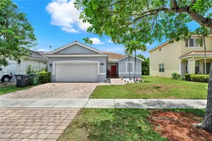 3472 NE 2nd St, Homestead, FL 33033 - Photo 1