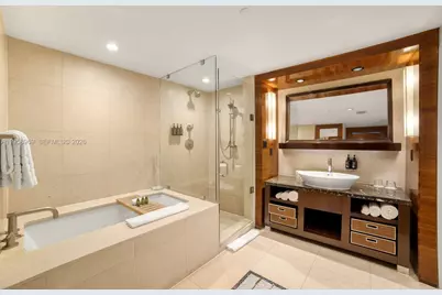 6801 SW Collins Ave #714, Miami Beach, FL 33141 - Photo 10