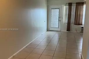 13550 SW 6th Ct, Pembroke Pines, FL 33027 - Photo 6