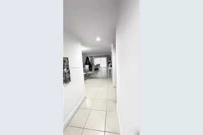 1200 SW 130th Ave #101G, Pembroke Pines, FL 33027 - Photo 2