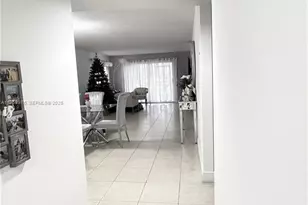 1200 SW 130th Ave, Pembroke Pines, FL 33027 - Photo 2