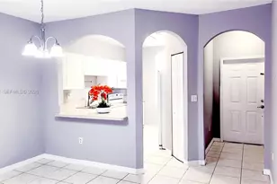 741 SE 2nd St, Homestead, FL 33030 - Photo 2