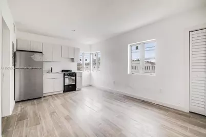 572 NE 67th St #2, Miami, FL 33138 - Photo 4
