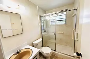 2601 NE 32nd St, Fort Lauderdale, FL 33306 - Photo 12