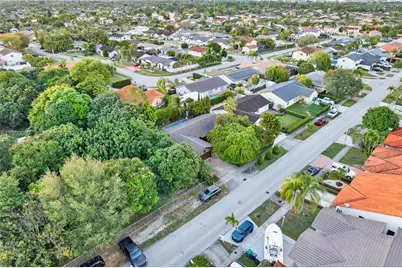 15830 SW 139th Ave, Miami, FL 33177 - Photo 10