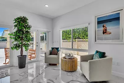 1700 Cleveland Rd, Miami Beach, FL 33141 - Photo 22