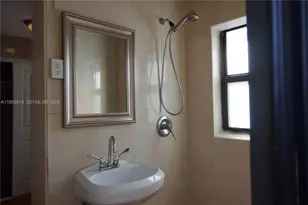 1106 NW 11th Ct, Fort Lauderdale, FL 33311 - Photo 10