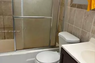 1913 SW Gardenia Rd, Fort Lauderdale, FL 33317 - Photo 14