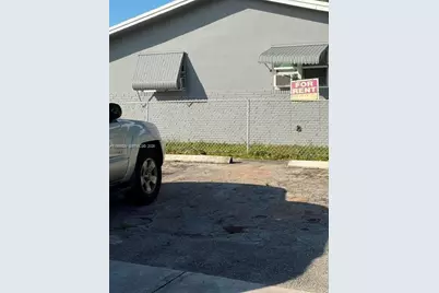 1913 SW Gardenia Rd, Fort Lauderdale, FL 33317 - Photo 16