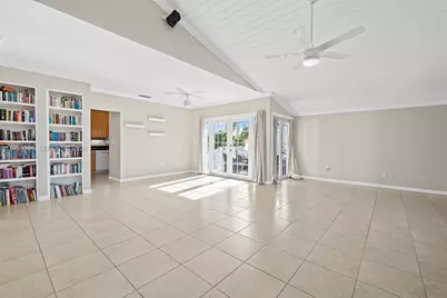 715 Tyler St, Hollywood, FL 33019 - Photo 6