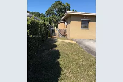 4441 NW 179th St, Miami Gardens, FL 33055 - Photo 4