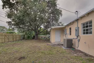 2260 Service Rd, Opa-Locka, FL 33054 - Photo 18