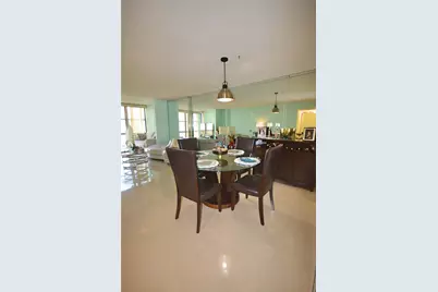800 Parkview Dr #506, Hallandale Beach, FL 33009 - Photo 2