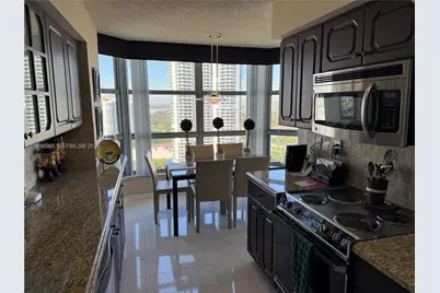 19101 NE 36th Ct #2406, Aventura, FL 33180 - Photo 24