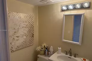 19101 NE 36th Ct, Aventura, FL 33180 - Photo 14