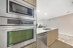 600 NE 27th St, Miami, FL 33137 - Photo 16