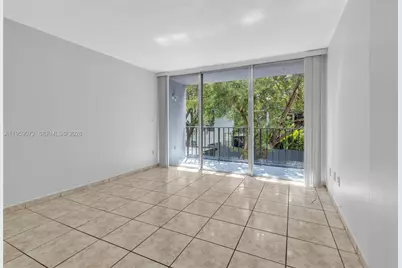 210 Fontainebleau Blvd #210, Miami, FL 33172 - Photo 2