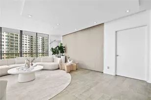 20281 E Country Club Dr, Aventura, FL 33180 - Photo 16