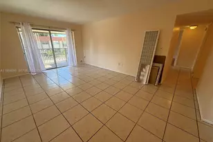 10511 SW 108th Ave, Miami, FL 33176 - Photo 14