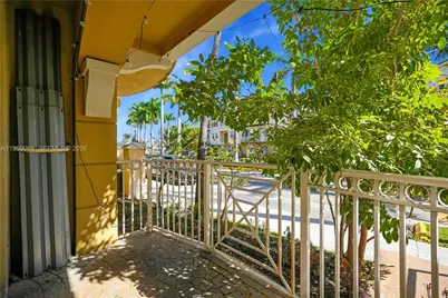 8964 W Flagler St #109, Miami, FL 33174 - Photo 28