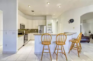 15959 SW 6th St, Pembroke Pines, FL 33027 - Photo 28